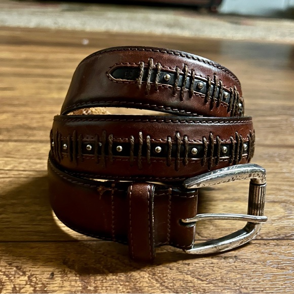 Brighton • Size 33 • Men’s • Brown/Black • • Studded • Belt - Picture 2 of 10